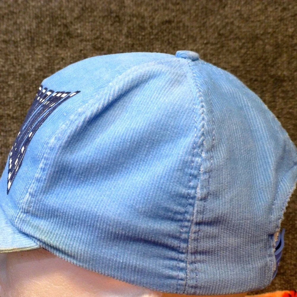 Vintage North Carolina Tarheels Corduroy Snapback Hat Blue NCAA Made in USA UNC
